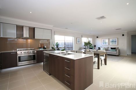 Property photo of 95 Clarendon Drive Keysborough VIC 3173