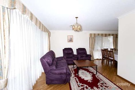 Property photo of 13 Devon Court Meadow Heights VIC 3048