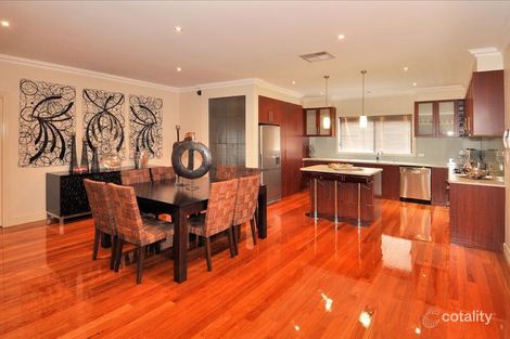 Property photo of 14 Sunnybrae Circuit Cairnlea VIC 3023