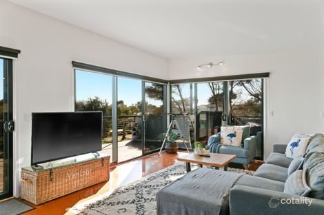 Property photo of 17 Ventnor Boulevard Ventnor VIC 3922