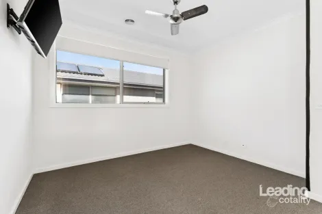 Property photo of 49 Showman Drive Diggers Rest VIC 3427