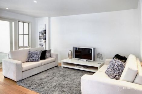 Property photo of 30 Export Lane Kensington VIC 3031