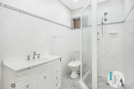 Property photo of 22 Thomas Street Lake Illawarra NSW 2528