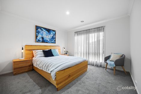 Property photo of 3 Frow Court Canadian VIC 3350