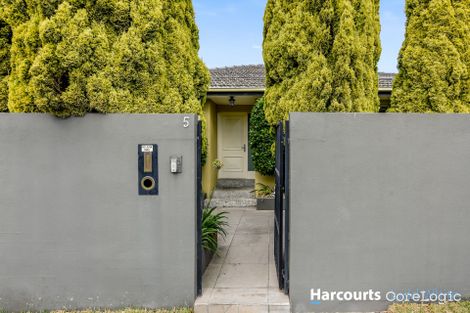 Property photo of 5 McLaurin Road Carnegie VIC 3163