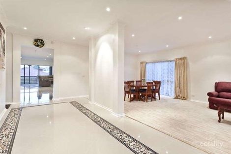 Property photo of 21 William Hovell Drive Endeavour Hills VIC 3802
