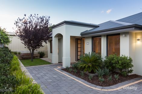 77a Kitchener Rd, Melville, WA 6156