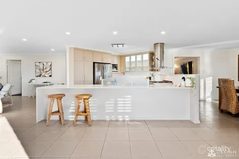 Property photo of 5 Cobble Court Norman Gardens QLD 4701