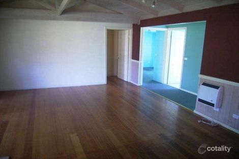 40 Railway Pde, Seaford, VIC 3198