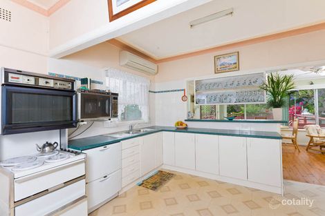Property photo of 2 Chamberlain Avenue Caringbah NSW 2229
