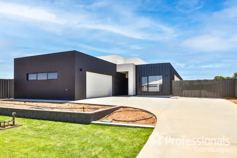 Property photo of 44 Livingstone Drive Gol Gol NSW 2738