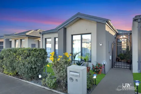 Property photo of 15 Olivetree Loop Craigieburn VIC 3064