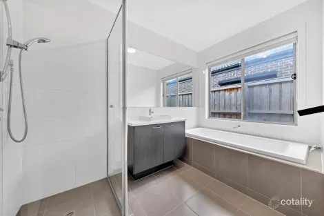 Property photo of 39 Greaves Crescent Kalkallo VIC 3064