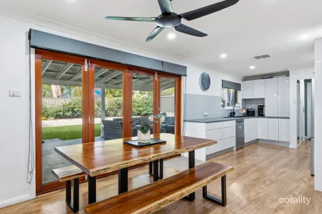 Property photo of 38 Valleyview Crescent Werrington Downs NSW 2747