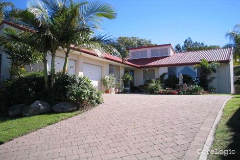 107 Lae Dr, Runaway Bay, QLD 4216