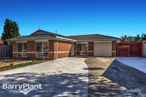 Property photo of 15 Mankina Circuit Delahey VIC 3037