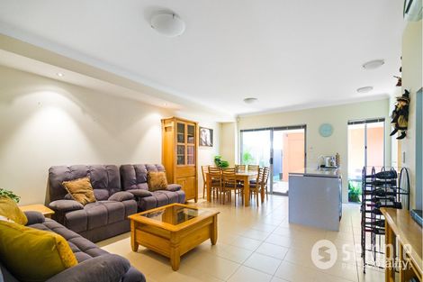 Property photo of 28/1 Pitta Corner Success WA 6164