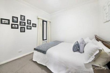 Property photo of 13/115 Neerim Road Glen Huntly VIC 3163