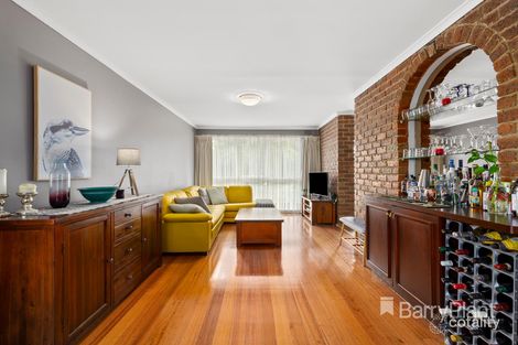 Property photo of 23 Blamey Avenue Mill Park VIC 3082