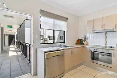 Property photo of 21/376-384 Severin Street Parramatta Park QLD 4870