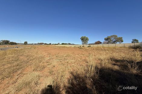 Property photo of 9 Kinlyside Close Young NSW 2594