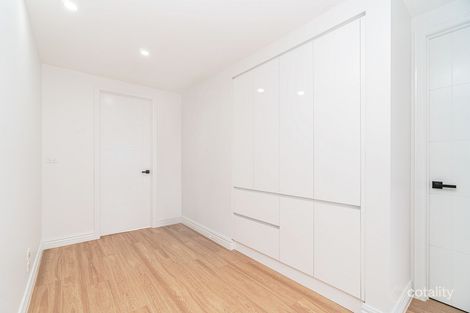 43 Hollywood Dr, Roxburgh Park, VIC 3064