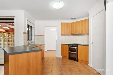 Property photo of 6 Athol Avenue Roxburgh Park VIC 3064