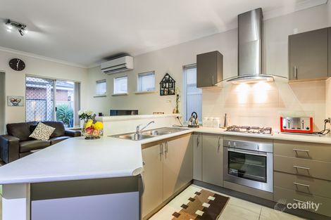 Property photo of 27 Mosedale Loop Waikiki WA 6169