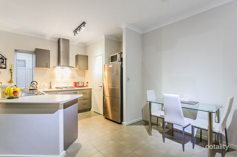 Property photo of 27 Mosedale Loop Waikiki WA 6169
