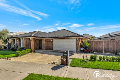 Property photo of 7 Skylark Boulevard Clyde North VIC 3978