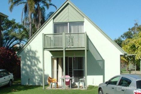 7 Currawong St, Mudjimba, QLD 4564