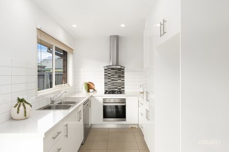 Property photo of 2/7 Calder Street Manifold Heights VIC 3218