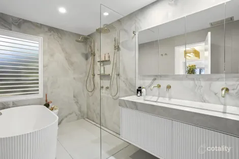 Property photo of 76 Grandview Drive Newport NSW 2106