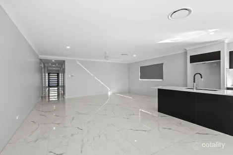Property photo of 75 Dobbie Crescent Ripley QLD 4306