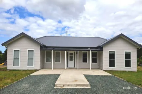 2 Curyo Lane, Bega, NSW 2550