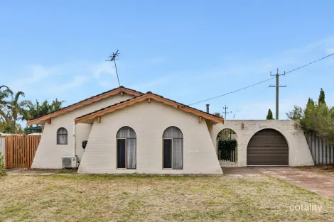 2 Nannatee Way, Wanneroo, WA 6065