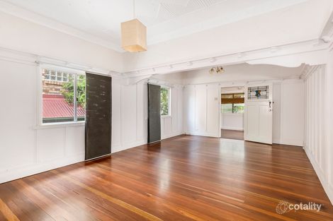 77 Pembroke Rd, Coorparoo, QLD 4151