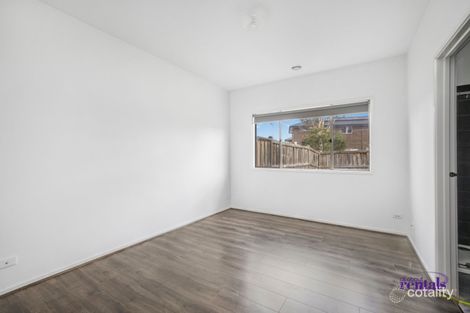 Property photo of 31 Frankland Street Clyde North VIC 3978