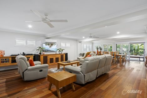 Property photo of 11 Shoveller Avenue Paradise Point QLD 4216