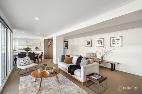 Property photo of 13/31 Tower Road New Town TAS 7008