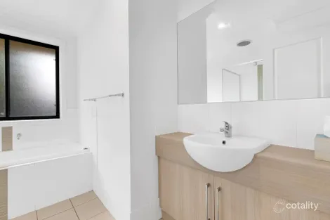 Property photo of 4 Huron Street Andrews Farm SA 5114