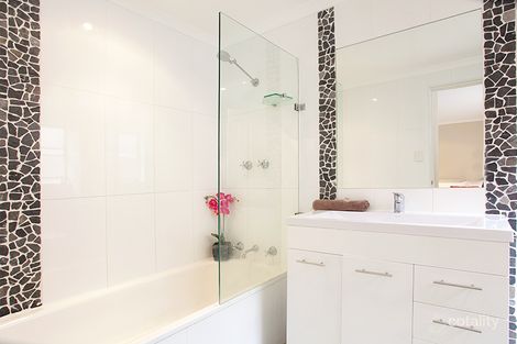 Property photo of 3/115 Oaks Avenue Dee Why NSW 2099