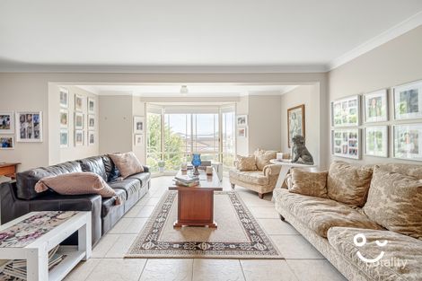 Property photo of 4 Yarle Crescent Flinders NSW 2529