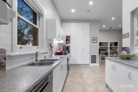 Property photo of 28 Lockwood Road Erindale SA 5066