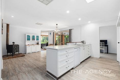 Property photo of 16 Chittawarra Court Glen Forrest WA 6071