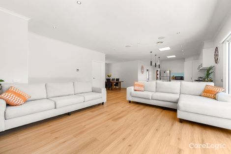 Property photo of 2 Keys Street Doreen VIC 3754