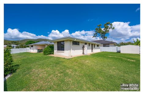 9 Belbowrie Ave, Norman Gardens, QLD 4701