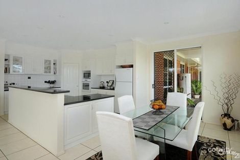 Property photo of 14 Kimdon Crescent Highfields QLD 4352
