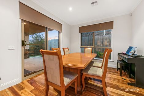 Property photo of 10/14 Avard Court Berwick VIC 3806