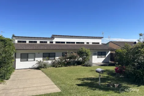 3 Raleigh Cres, Tuross Head, NSW 2537